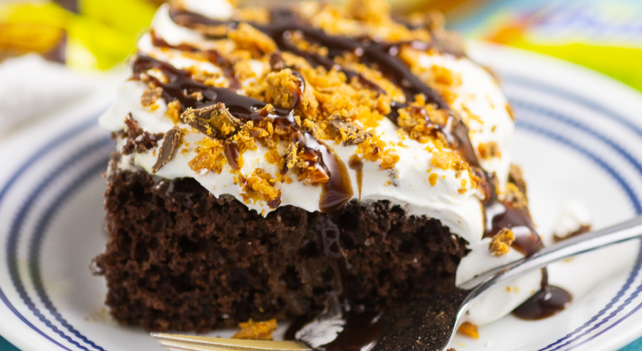 Butterfinger Cake Recipe | The Gracious Wife